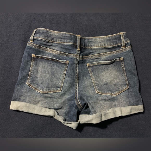 SO jean shorts - Picture 2 of 3